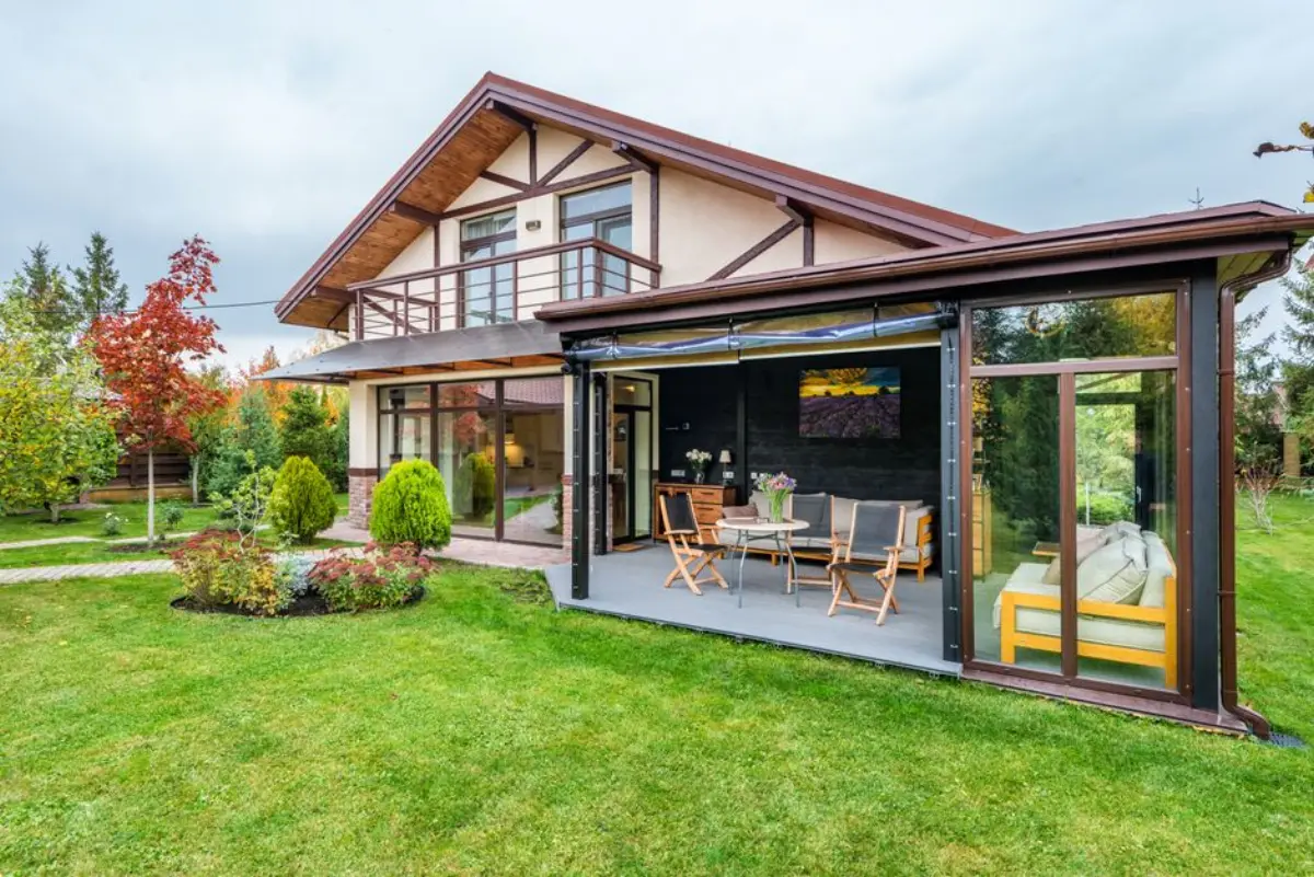 Glazed winter garden attached to a family house